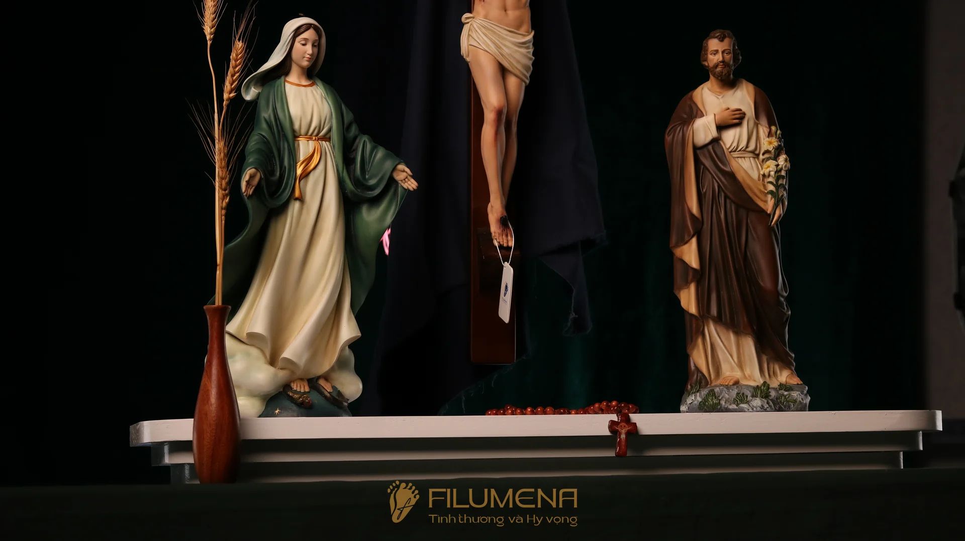 Bàn thờ Thiên Chúa bằng gỗ 1 kệ 3 tầng mã BT3