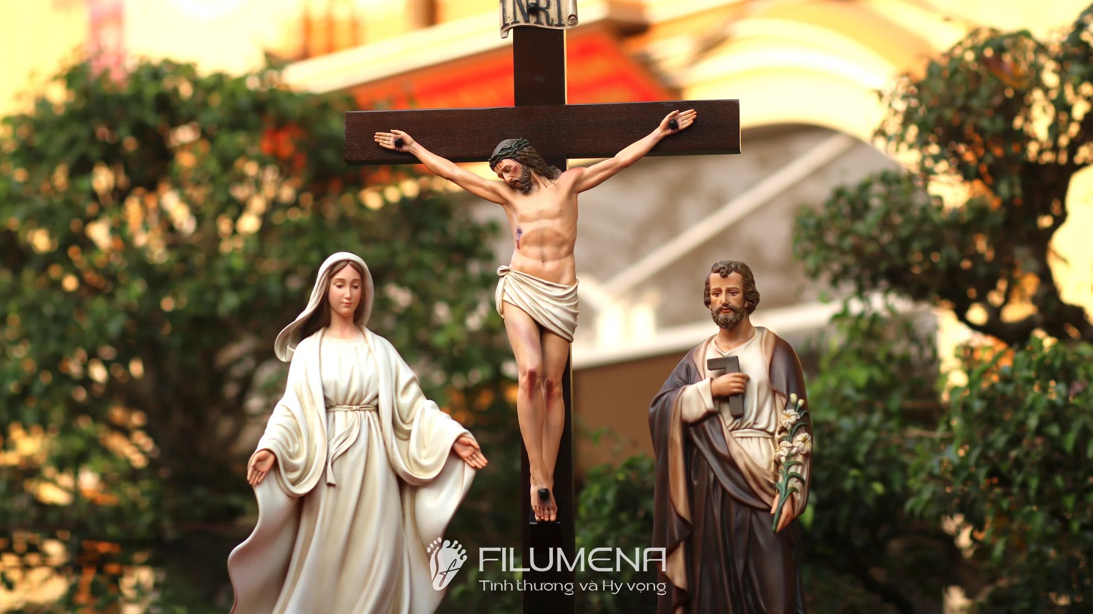 Bộ tượng Bàn thờ Chúa 50 cm tông màu trắng ngà M3