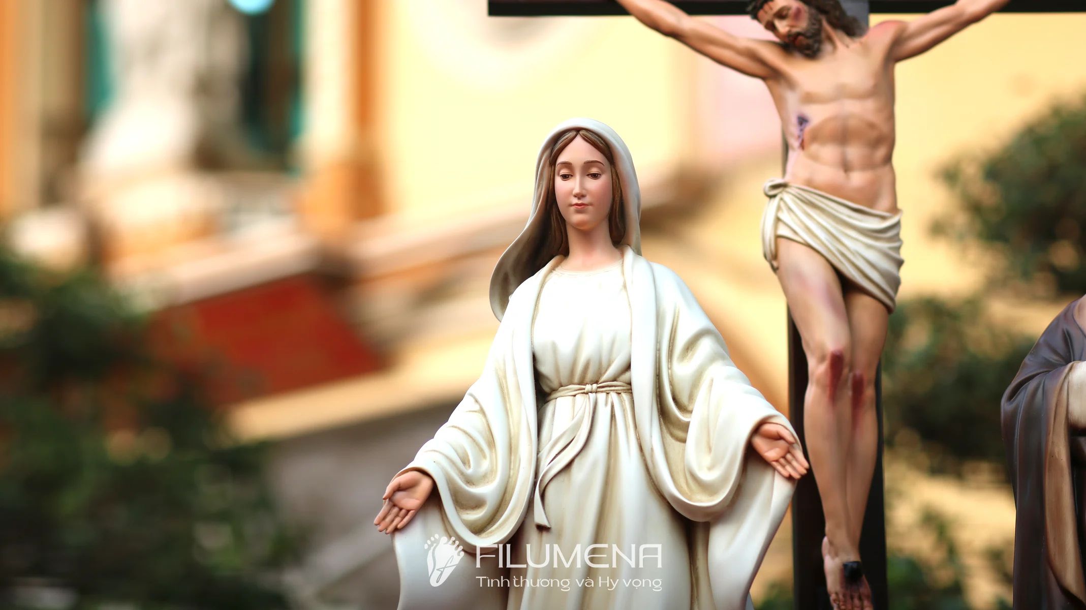 Bộ tượng Bàn thờ Chúa 50 cm tông màu trắng ngà M3