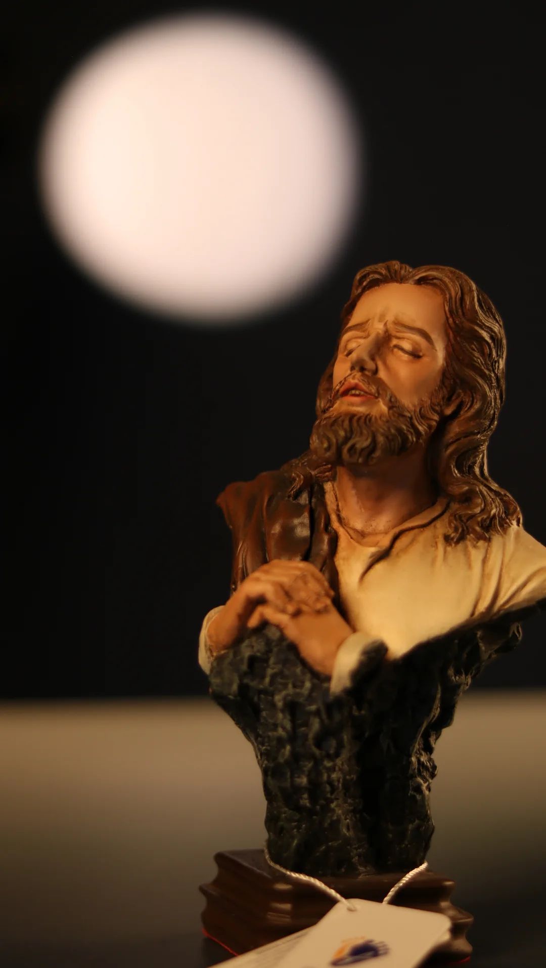 Tượng Chúa cầu nguyện cao 18 cm mã màu M1