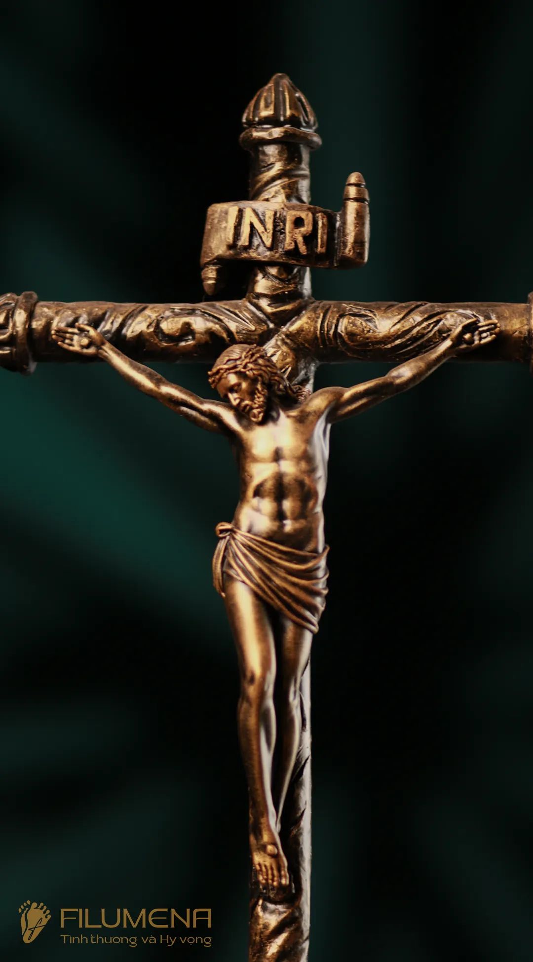 Tượng Chuộc tội để bàn màu đồng, tượng Chúa chịu nạn cao 20 cm, 30 cm