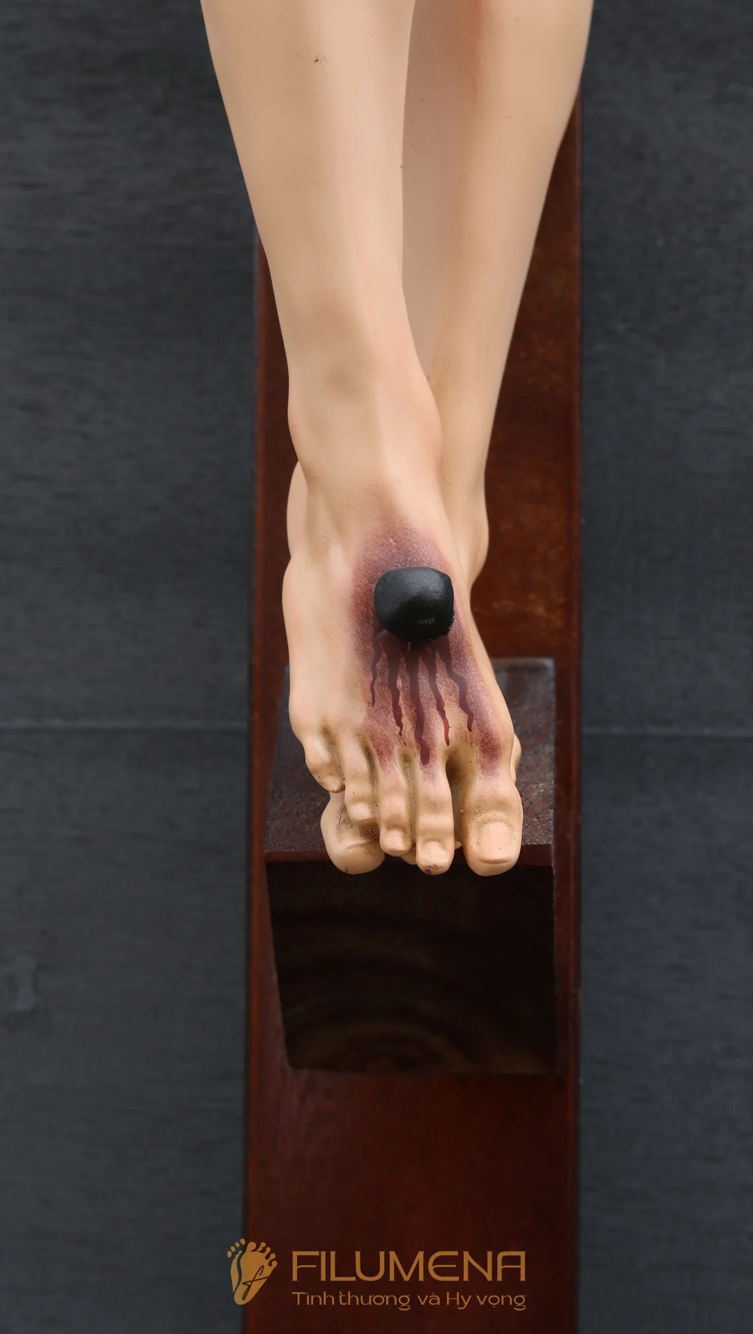 Tượng Chúa chịu nạn cao 50 cm bằng bột đá - Thánh giá gỗ