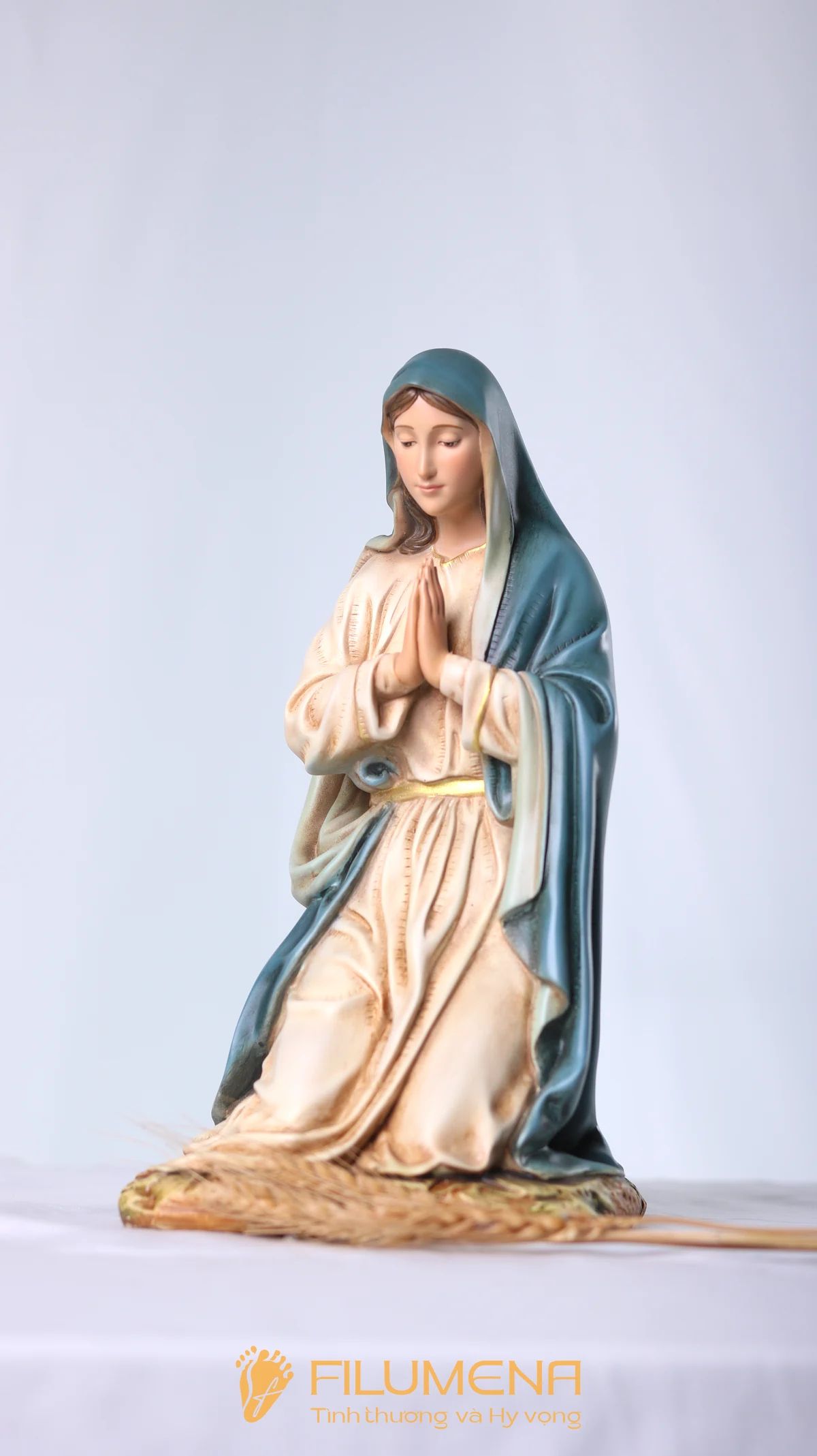 Khám phá các mẫu tượng Chúa Giáng Sinh, tượng Chúa Hài Đồng và bộ tượng Giáng Sinh cao cấp của Filumena