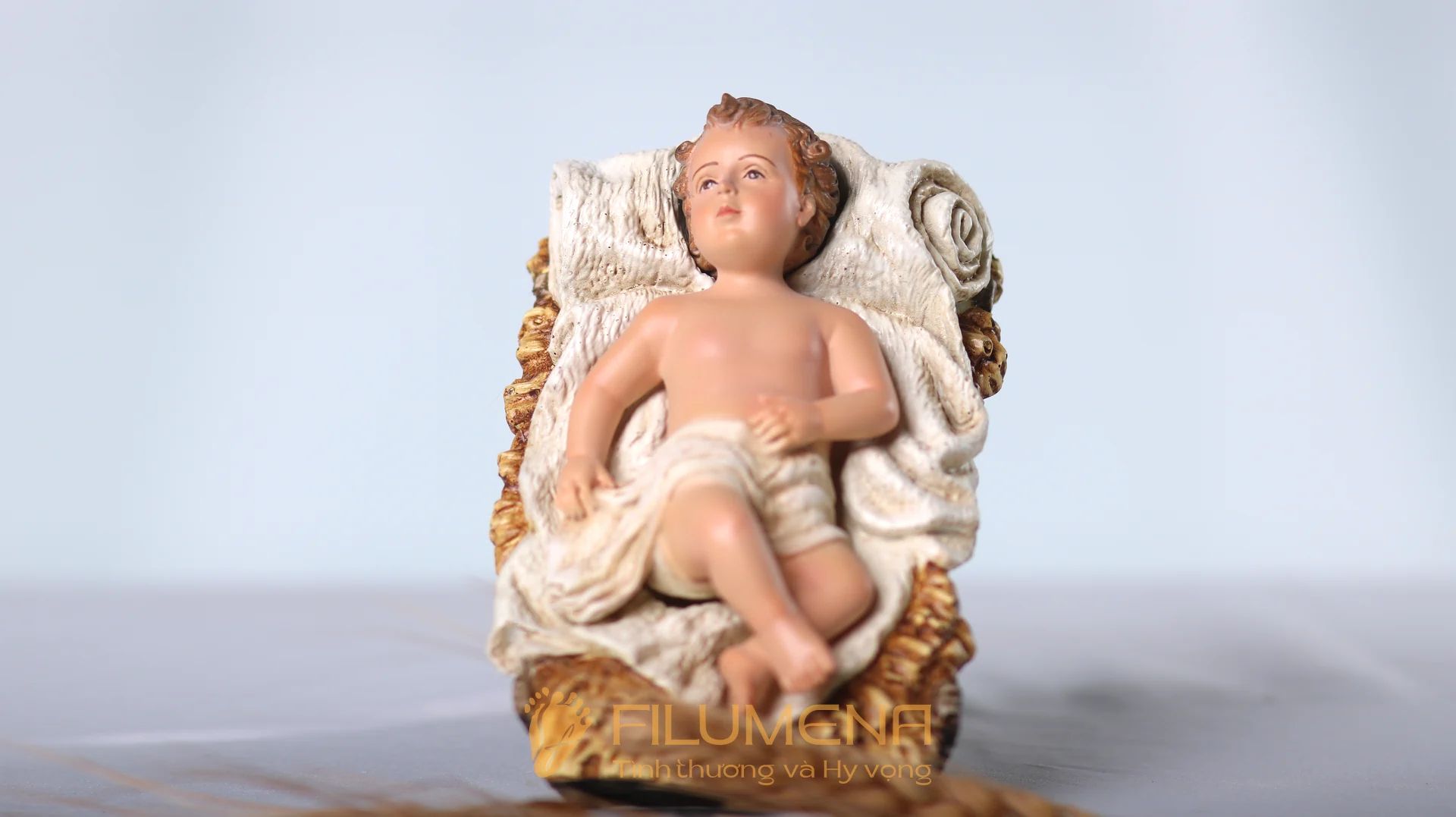 Bộ tượng Giáng sinh 20 cm 5 nhân vật tông màu sáng cổ điển