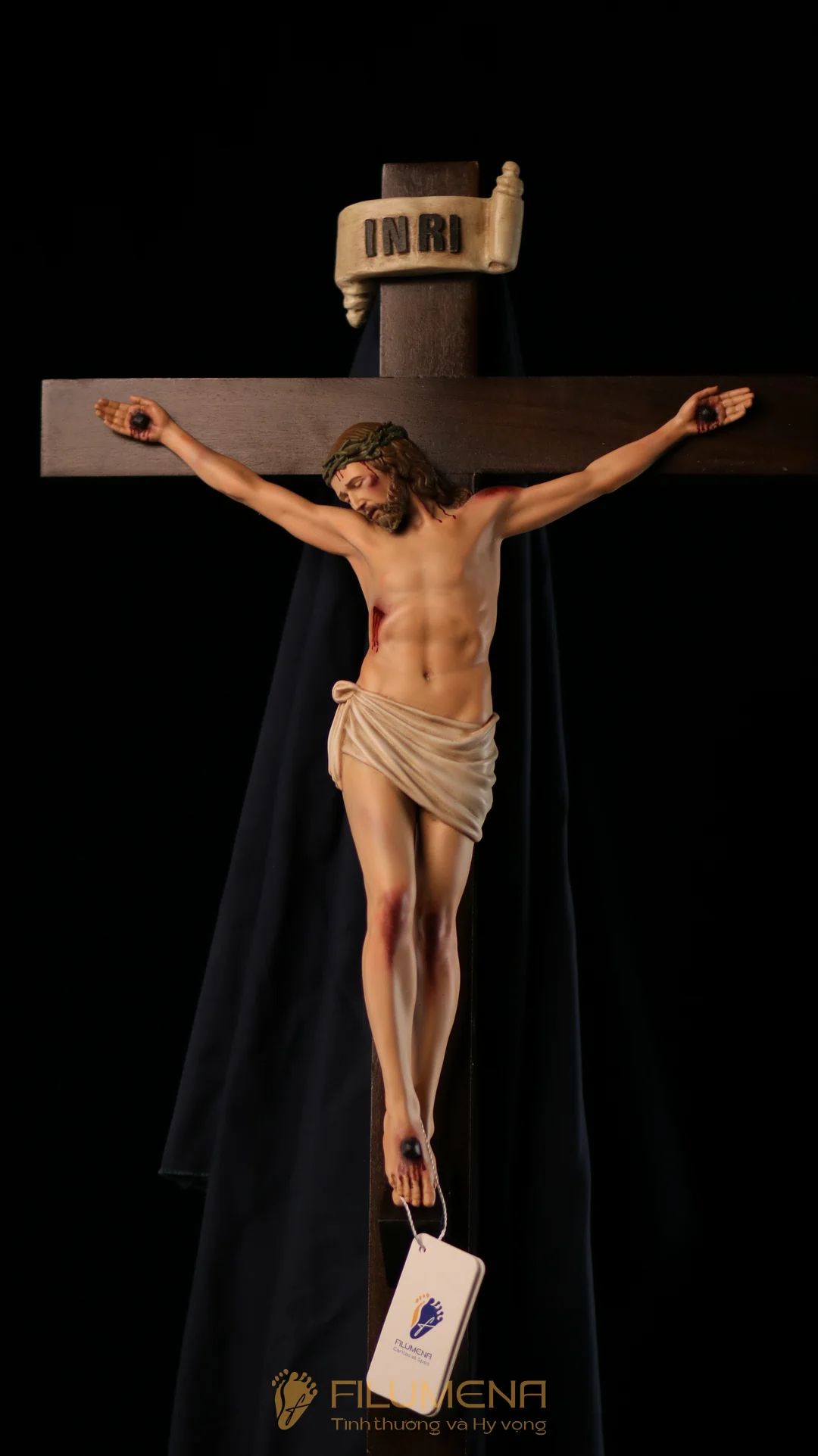 Tượng Chúa chịu nạn cao 20 cm, 30 bằng bột đá - Thánh giá gỗ