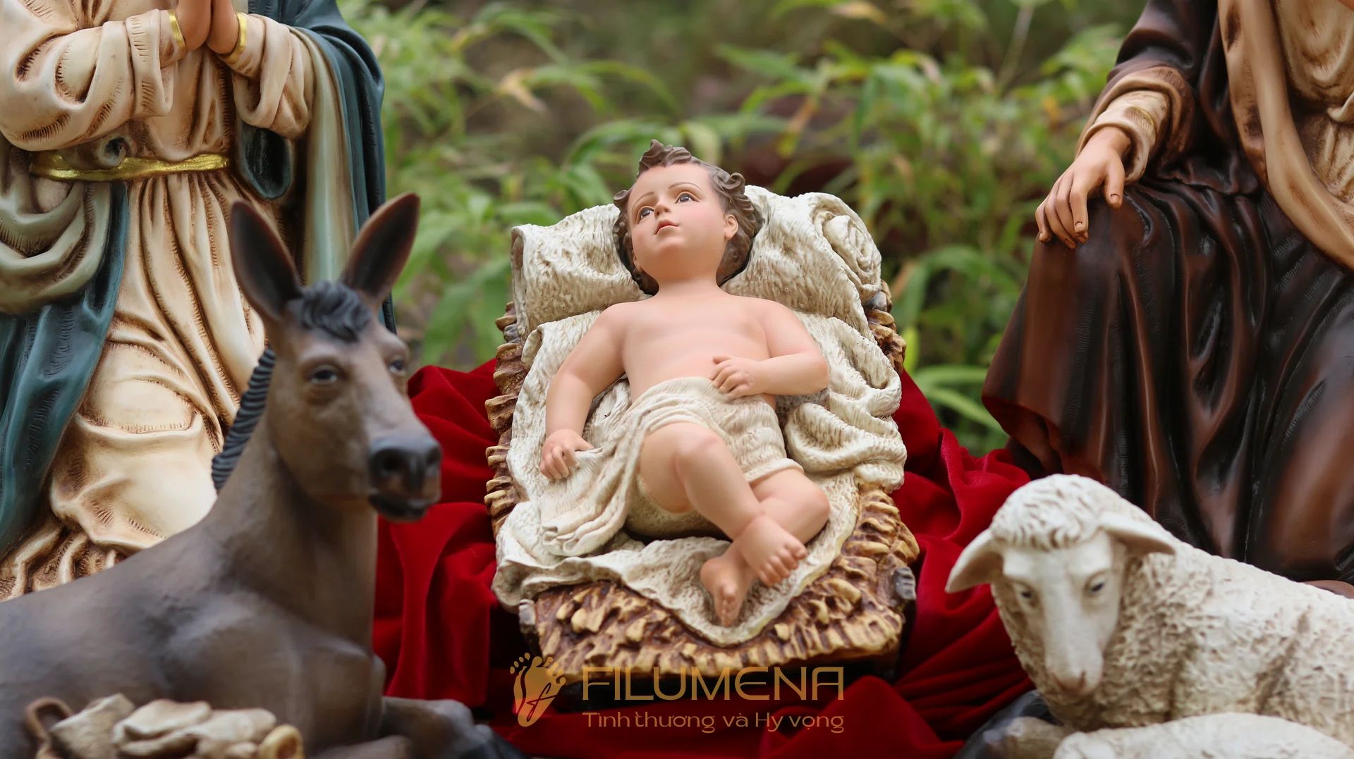 Bộ tượng Giáng sinh 50 cm 5 nhân vật do Filumena sáng tác
