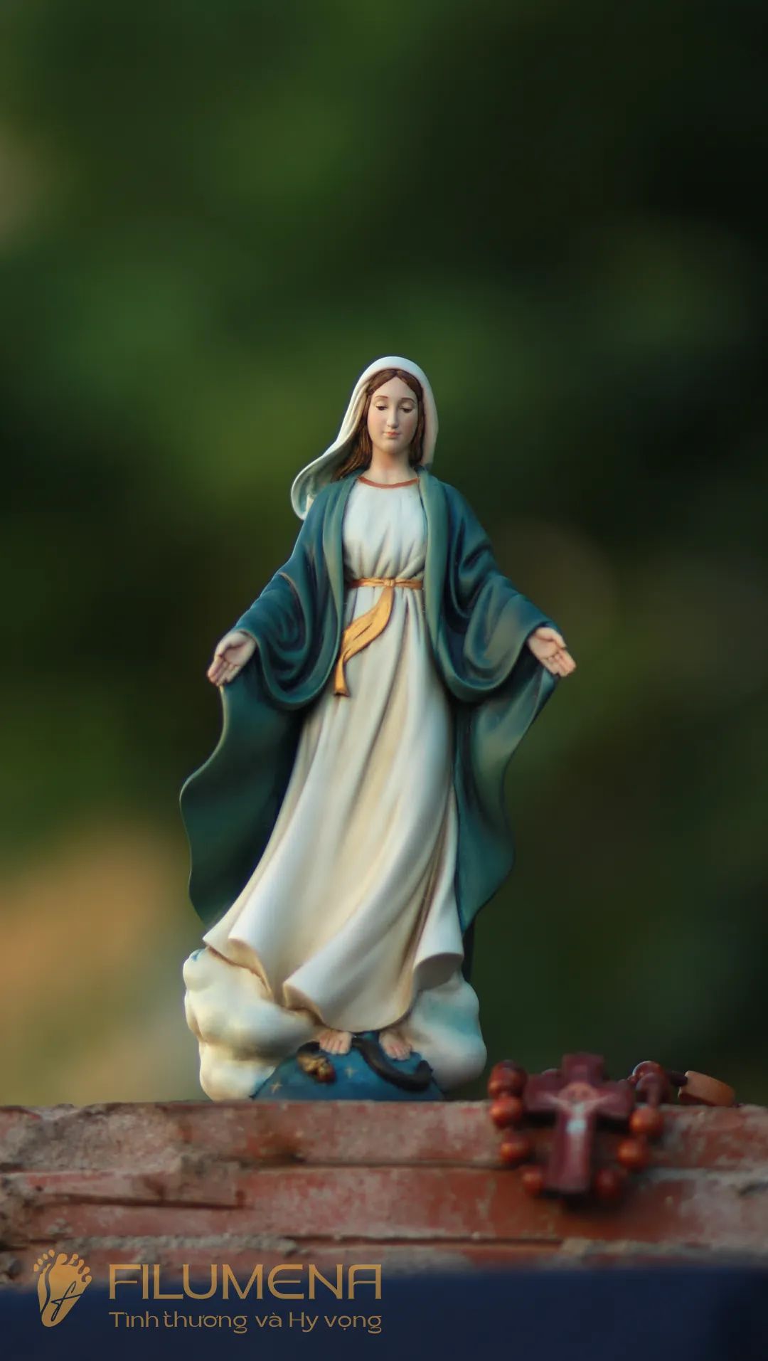 catholic statues created and manufactured by Filumena Art