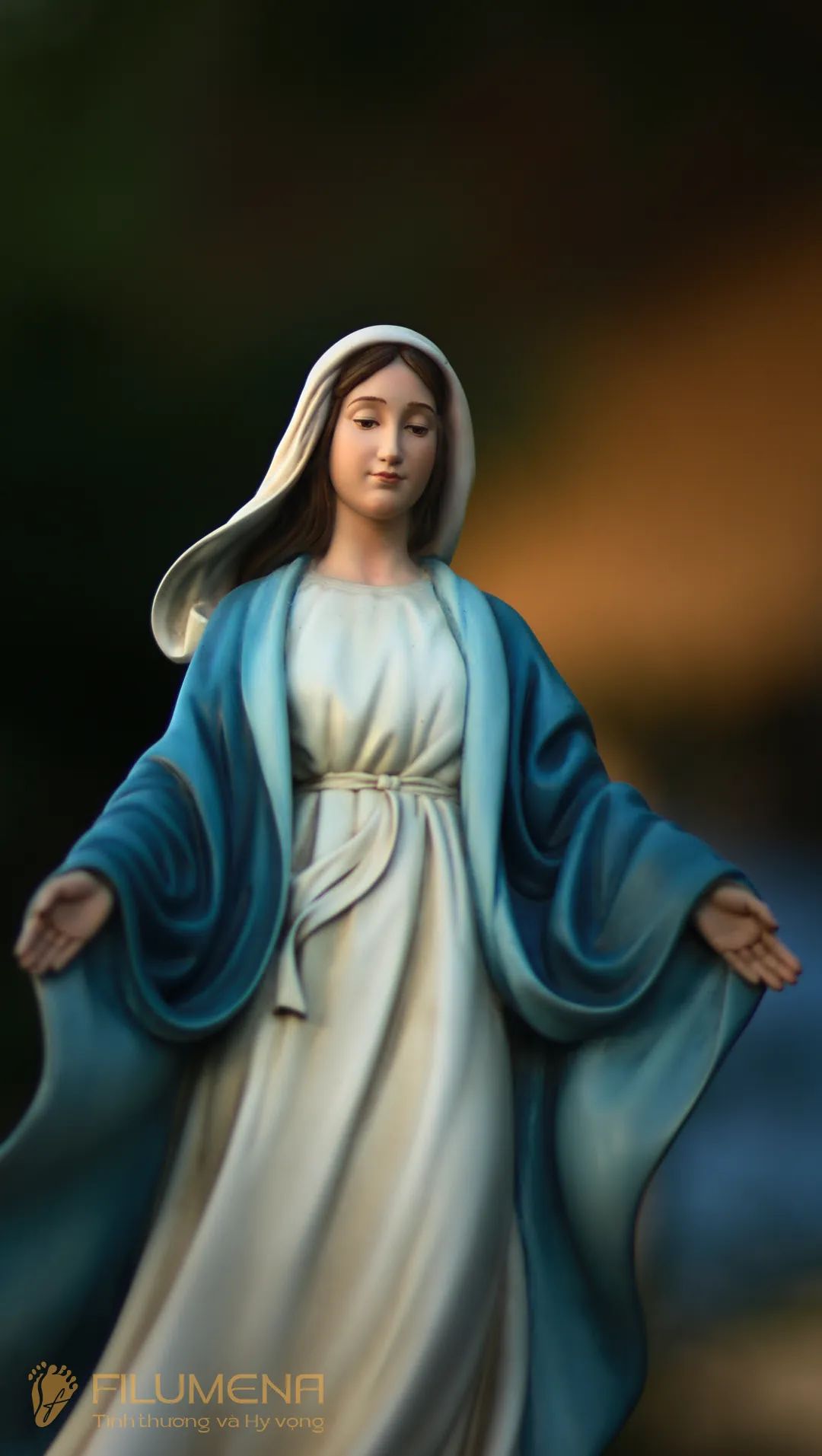 catholic statues created and manufactured by Filumena Art