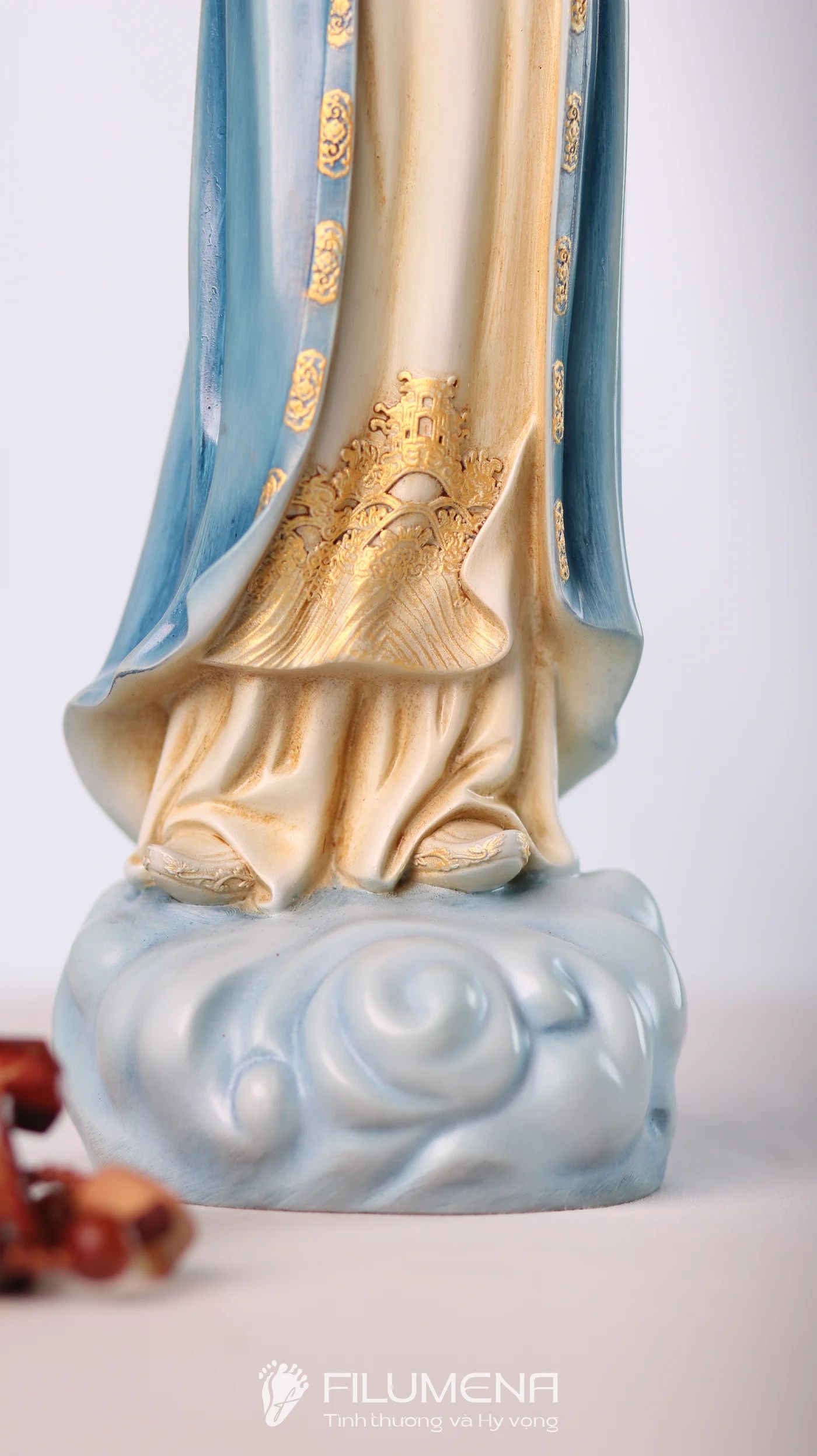 Tượng Đức Mẹ La Vang