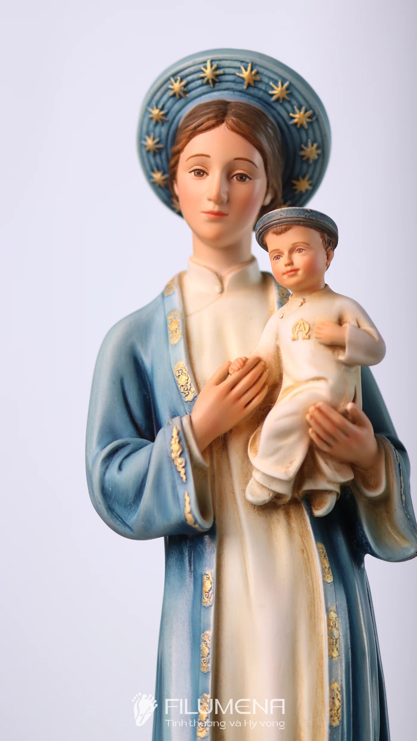 Tượng Đức Mẹ La Vang