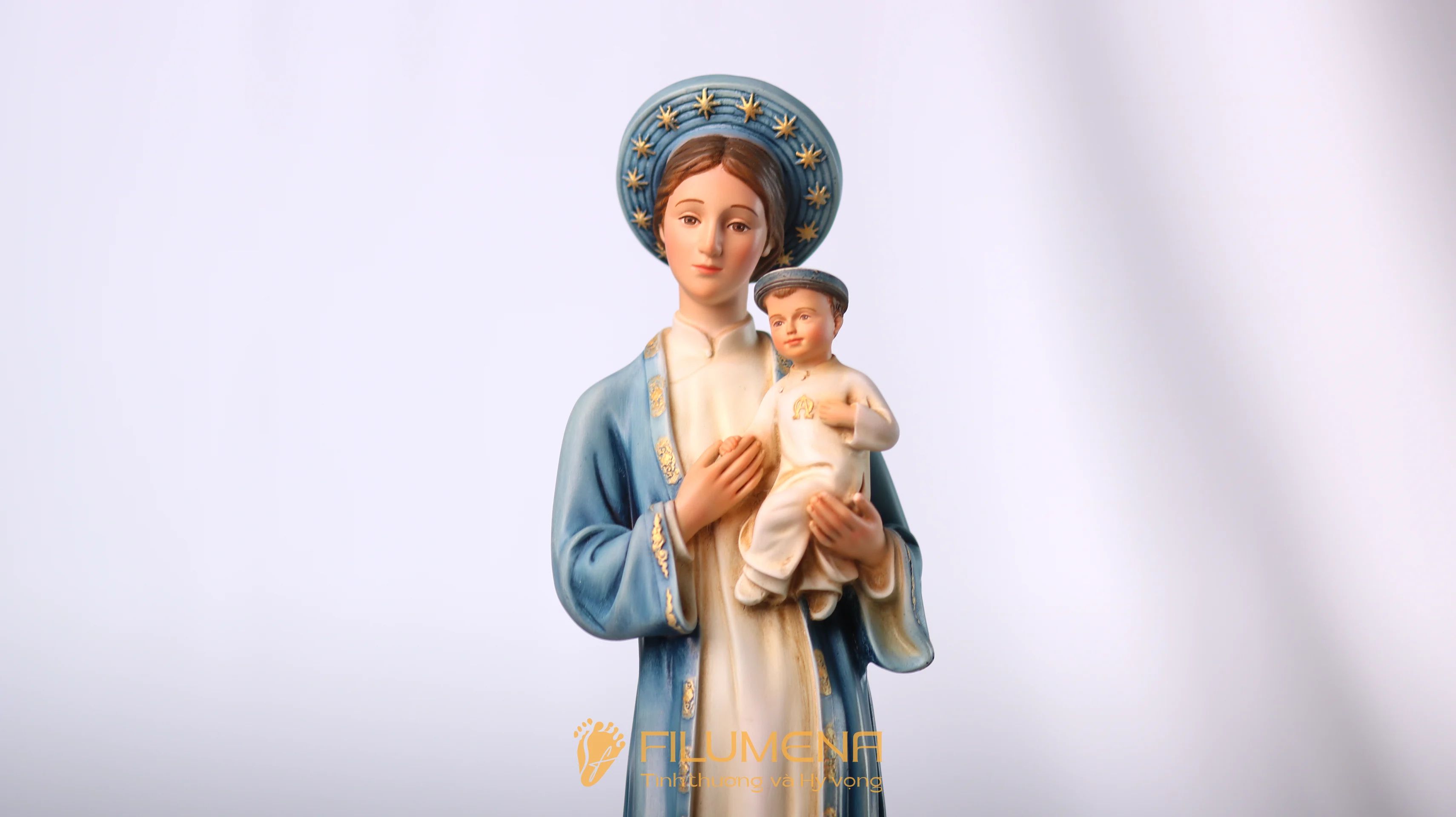 Tượng Đức Mẹ La Vang