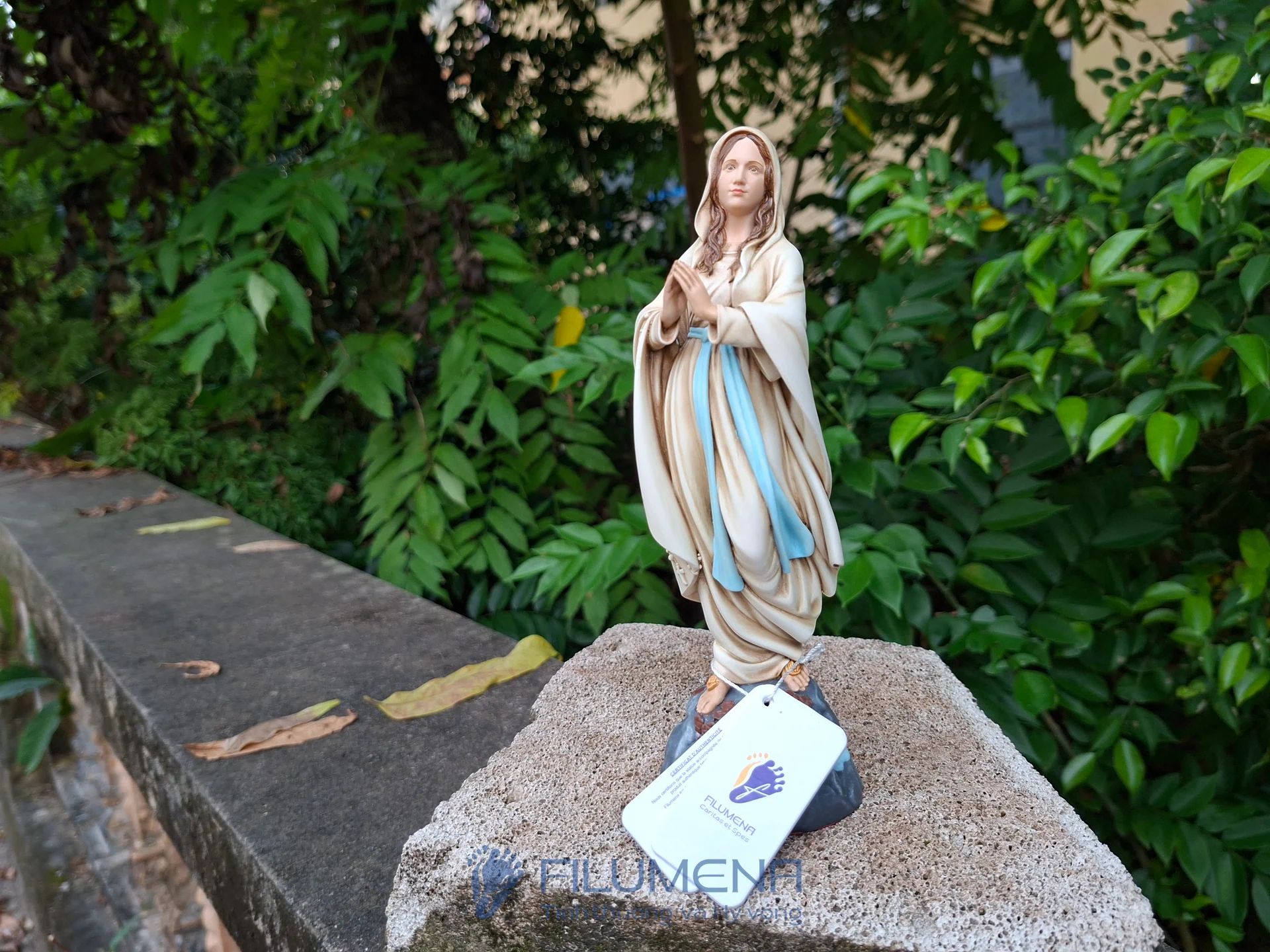 Tượng Đức Mẹ Lộ Đức cao 15 cm, 20 cm màu trắng