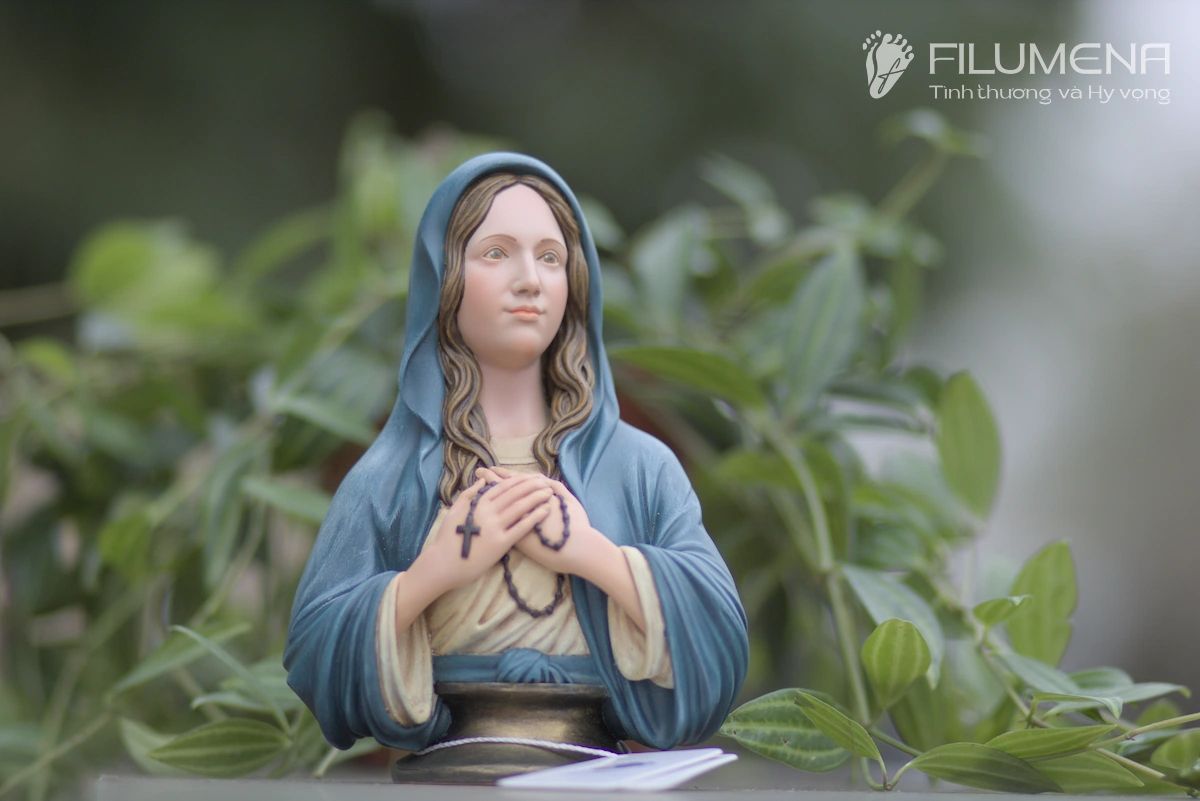 catholic statues created and manufactured by Filumena Art