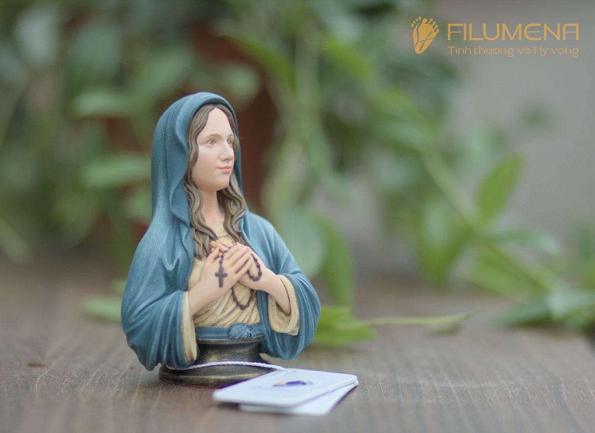 catholic statues created and manufactured by Filumena Art