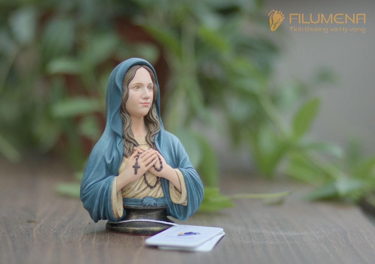 catholic statues created and manufactured by Filumena Art