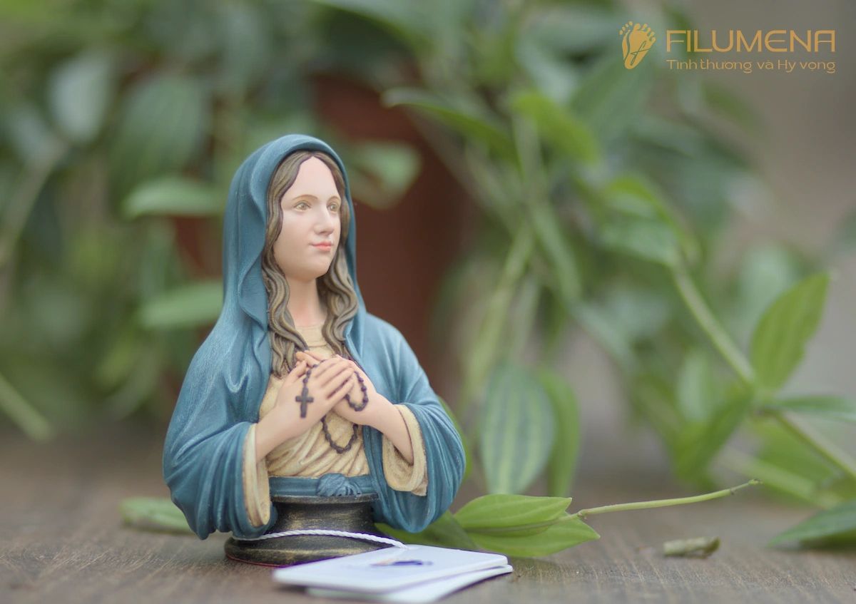 catholic statues created and manufactured by Filumena Art