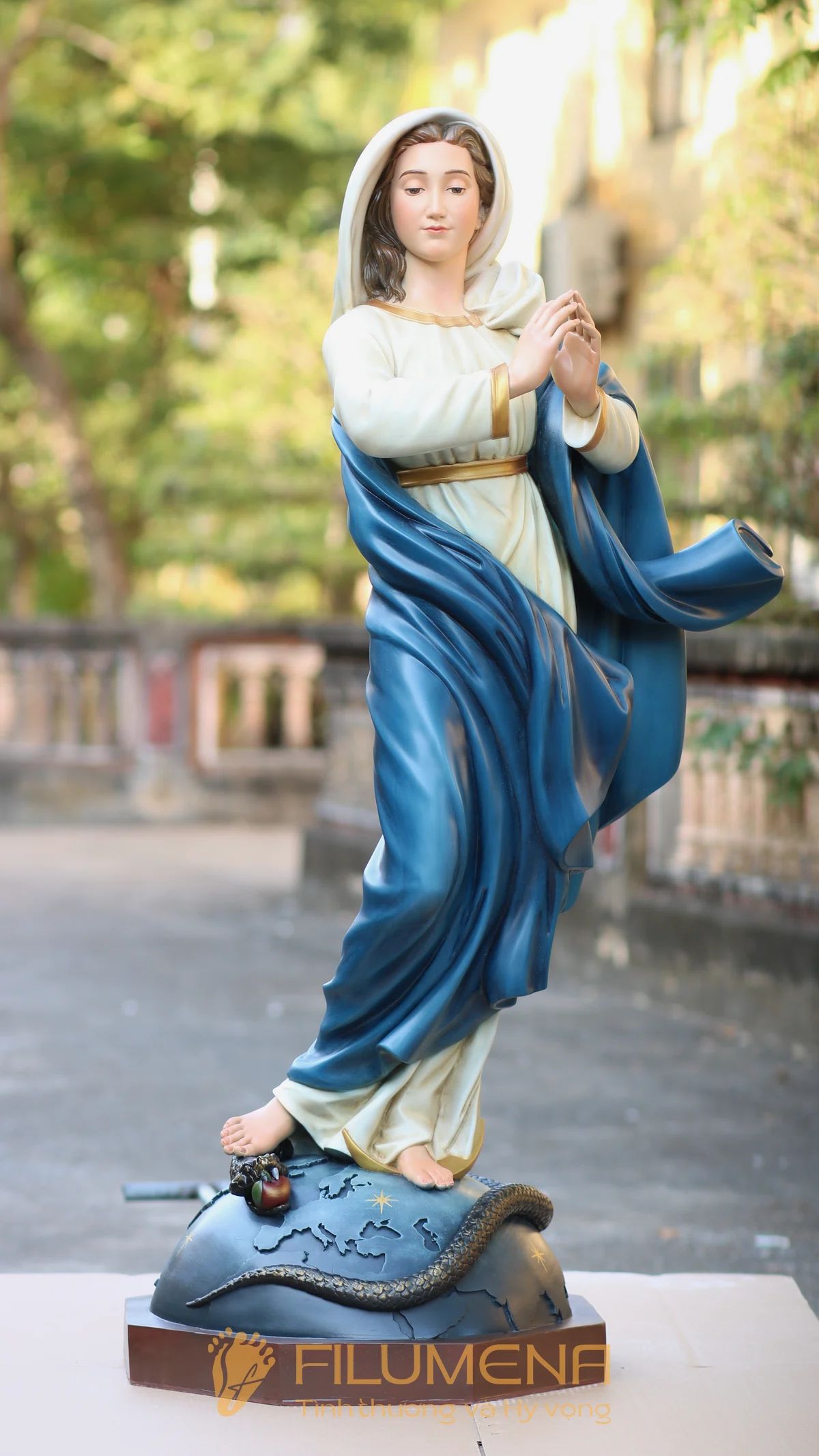 catholic statues created and manufactured by Filumena Art