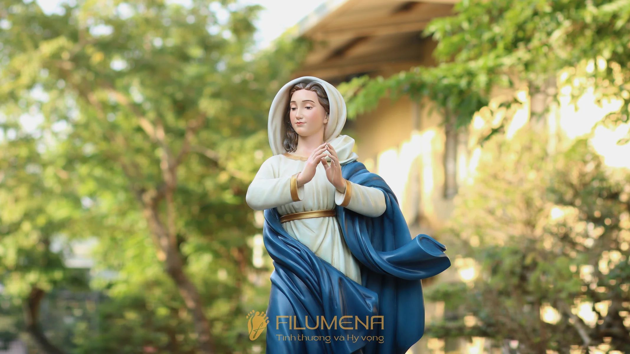 Tượng Đức Mẹ Vô Nhiễm Nguyên Tội cao 120 cm màu xanh trắng