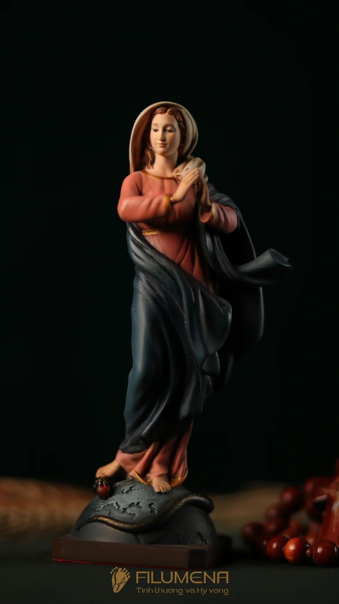 Tượng Đức Mẹ Vô Nhiễm Nguyên Tội cao 15, 20 cm, tác phẩm của Filumena
