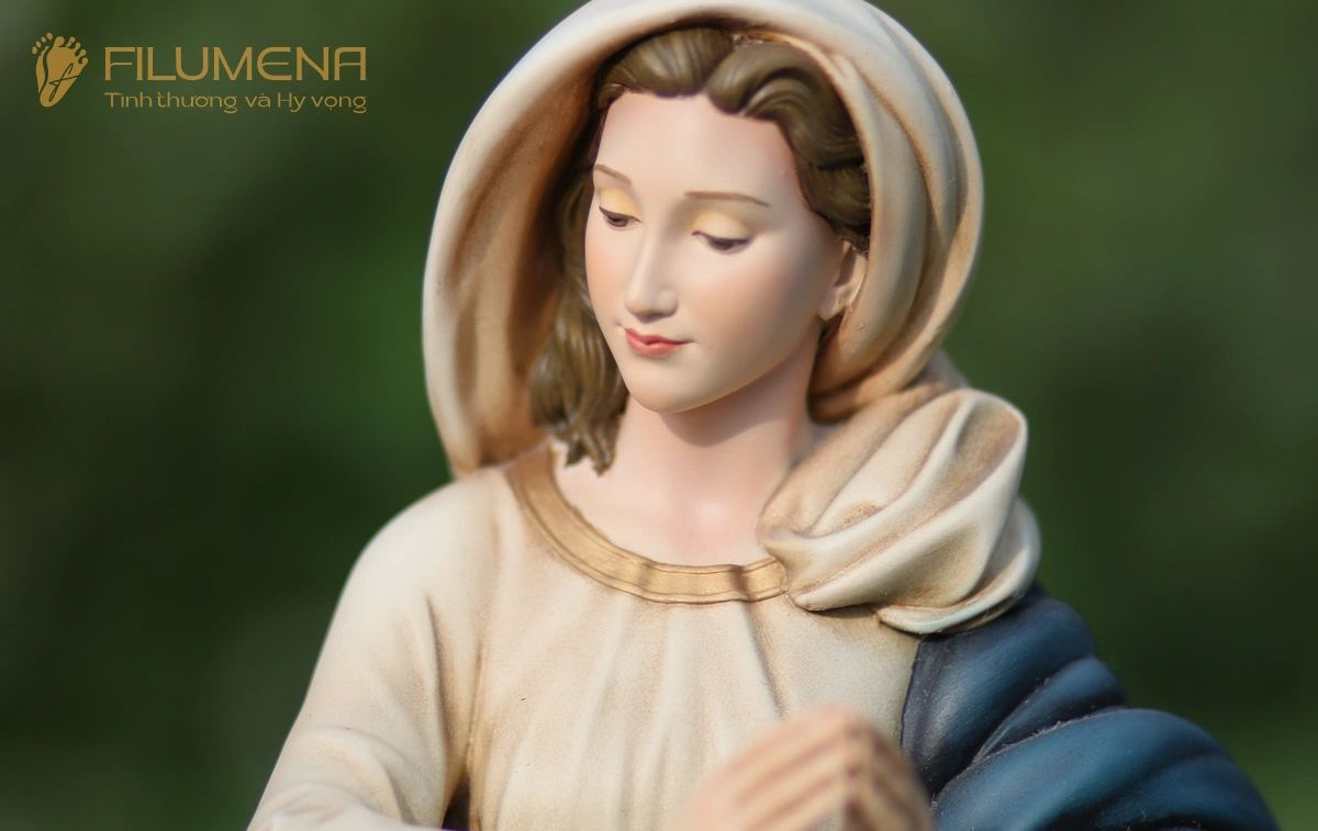 Statues de la Vierge Marie créées et fabriquées par Filumena Art, fabricant and grossiste des articles religieux au Vietnam
