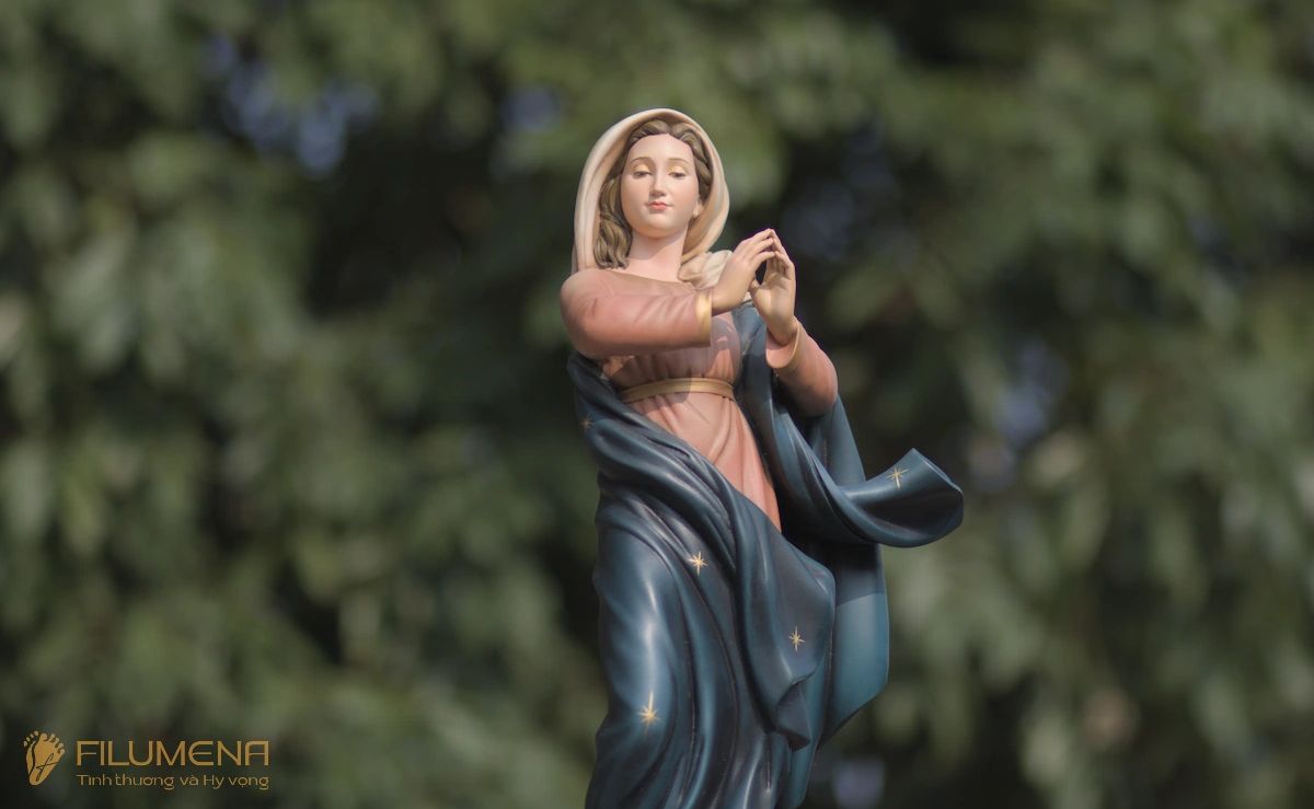 Statues de la Vierge Marie créées et fabriquées par Filumena Art, fabricant and grossiste des articles religieux au Vietnam