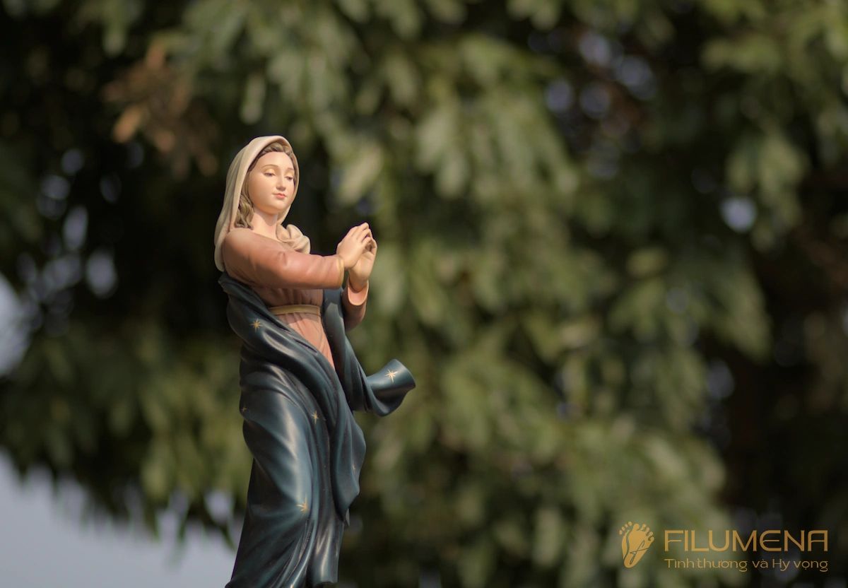 catholic statues created and manufactured by Filumena Art