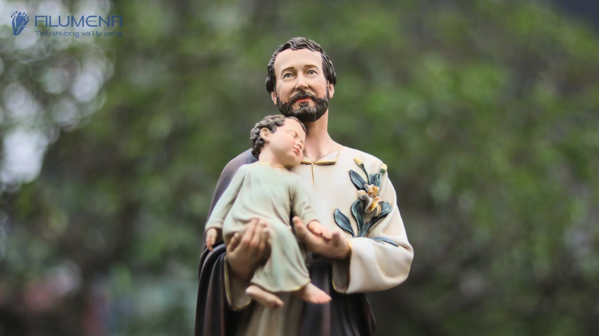 Tượng Thánh Giu-se bế Chúa cao 40 cm màu M1