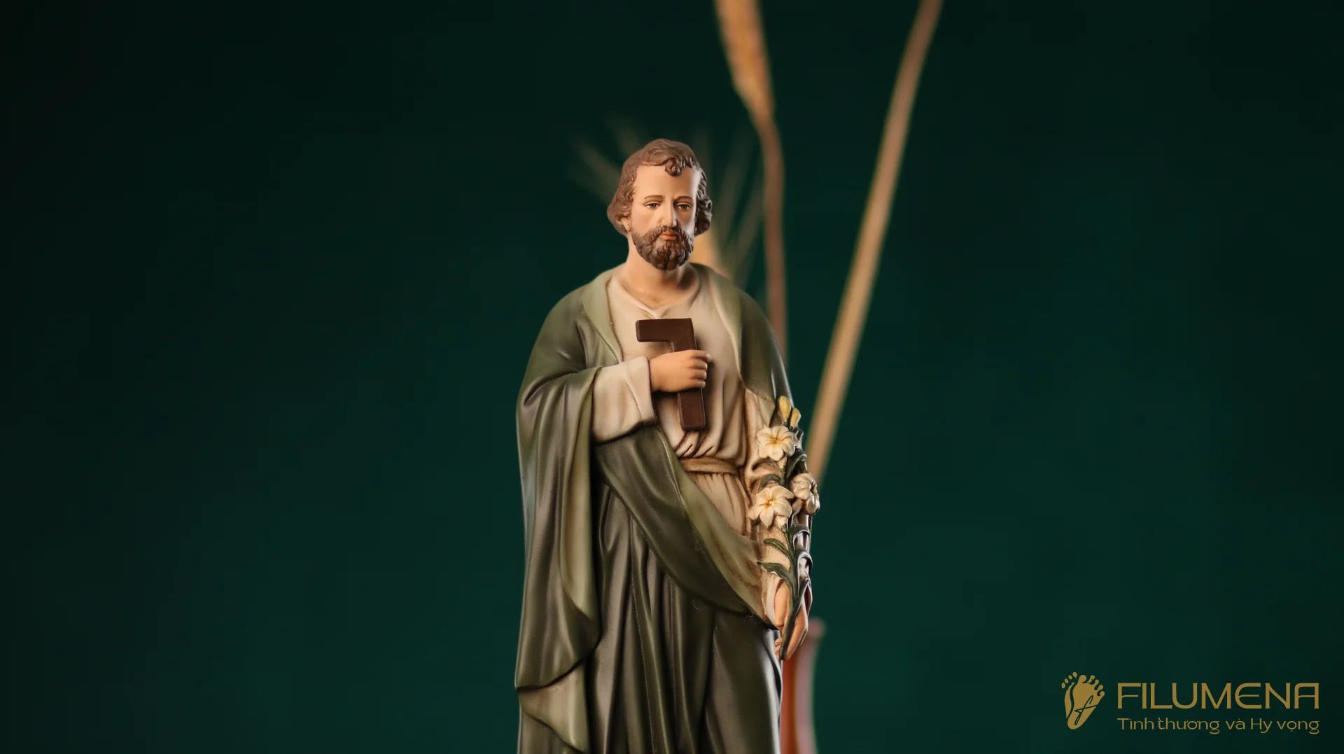 Tượng Thánh Giuse Thợ  30 cm, 40 cm màu xanh ô-liu M2