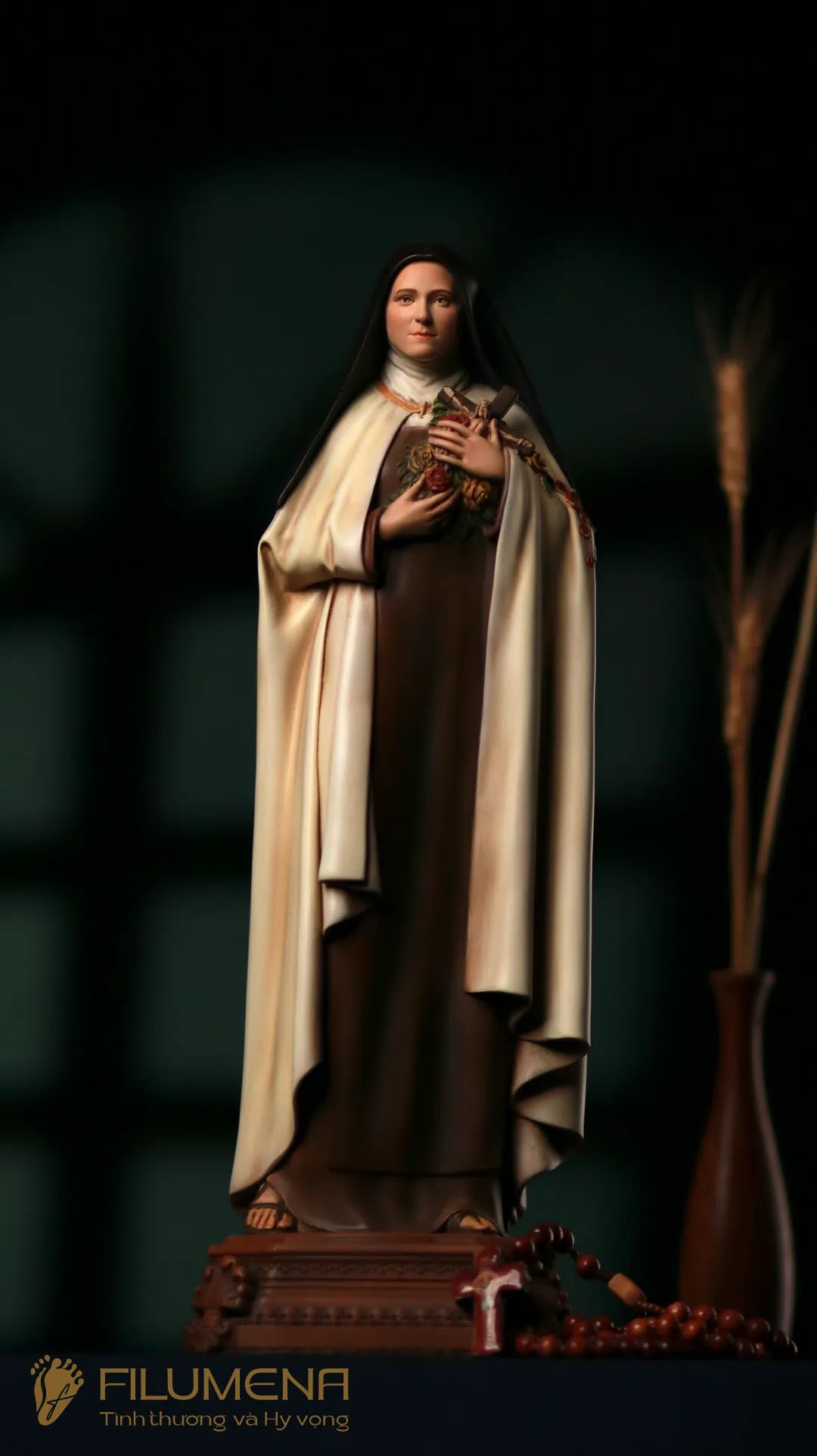 name tại VN. Tượng Công giáo Filumena là tượng của Tình thương và Hy vọng. Bản quyền các tác phẩm tượng Công giáo thuộc về Filumena Art, Cộng hòa Pháp. Filumena sáng tác và sản xuất nhiều mẫu tượng Công giáo khác như 