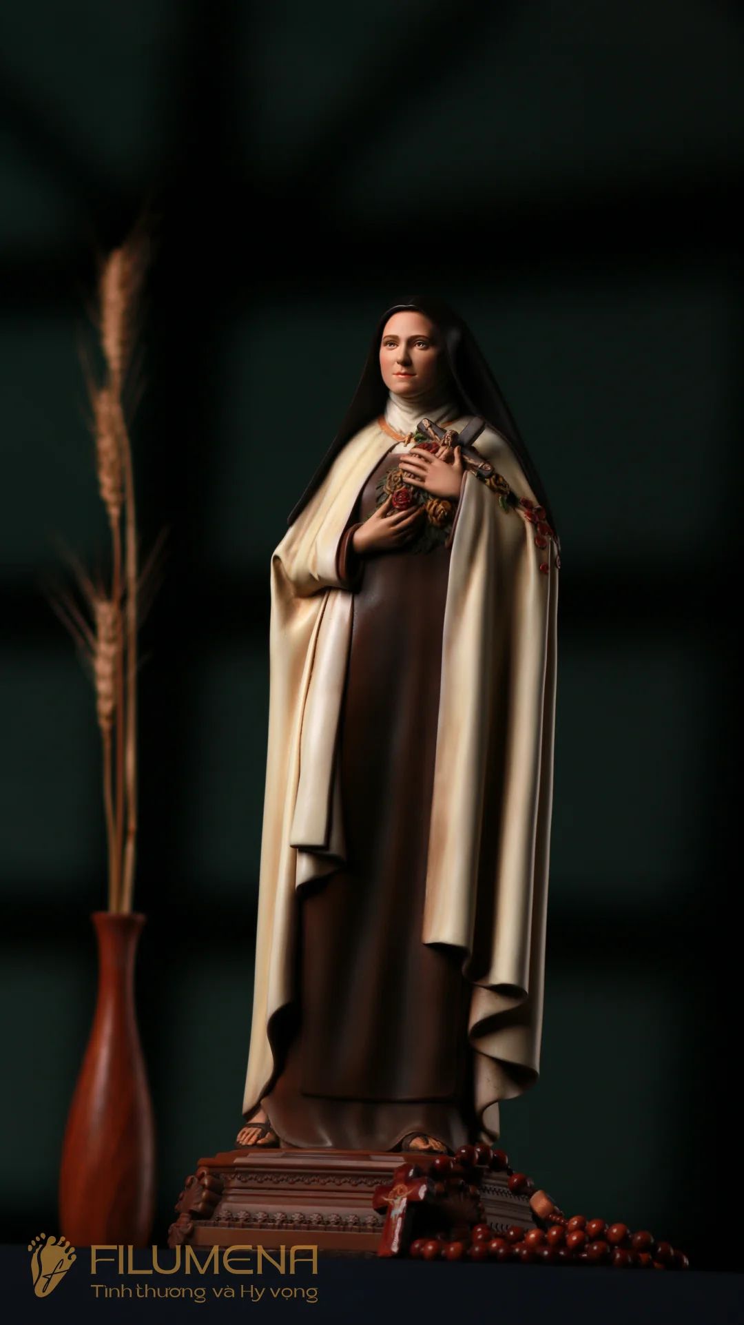 Tượng Thánh Tê-rê-sa Hài Đồng Giê-su, sáng tác của Filumena